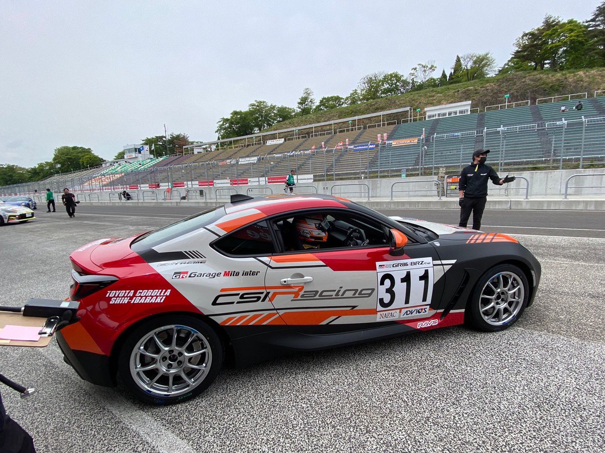 GR_mitointer's tweet photo. 本日の予選！310号車 岡田選手 8番手！
311号車 塙選手 10番手！
どちらもトップ10入りです☺️
決勝のグリッドは2台縦に並んでスタート💪明日はさらにいいポジションを目指して🔥
明日9:05からの決勝の様子は https://t.co/8htqOnHynv でライブ配信されます！応援よろしくお願いしますっ😎

#gr86brzcup https://t.co/eiRckBq3dv