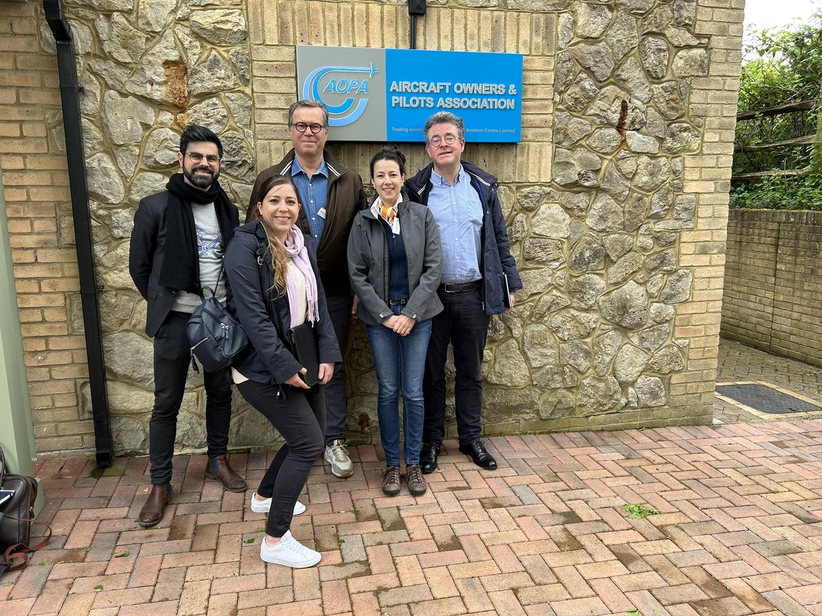 AOPAluxembourg's tweet photo. We are thrilled to be part of the strong Luxembourg AOPA delegation attending the 148th regional meeting of @IAOPA! 🌍🛩️ It's been an incredible opportunity to exchange ideas and insights with aviation enthusiasts from around Europe at the UK office. #IAOPA https://t.co/QyyHoBfRFD