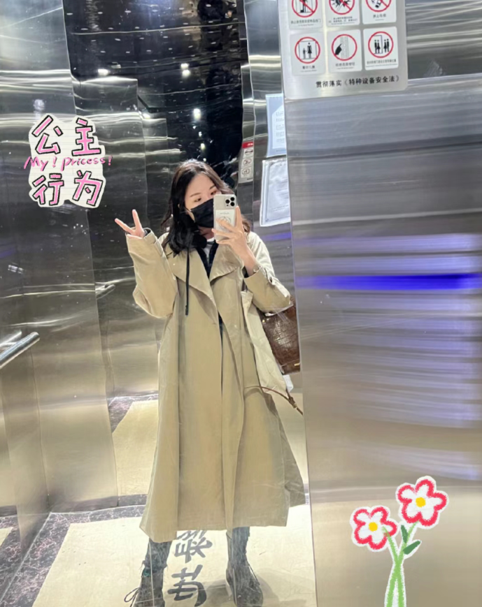 CrystaGold65313's tweet photo. 该死的柔顺发质 贴头皮的每一天 https://t.co/c0gWNuPghi