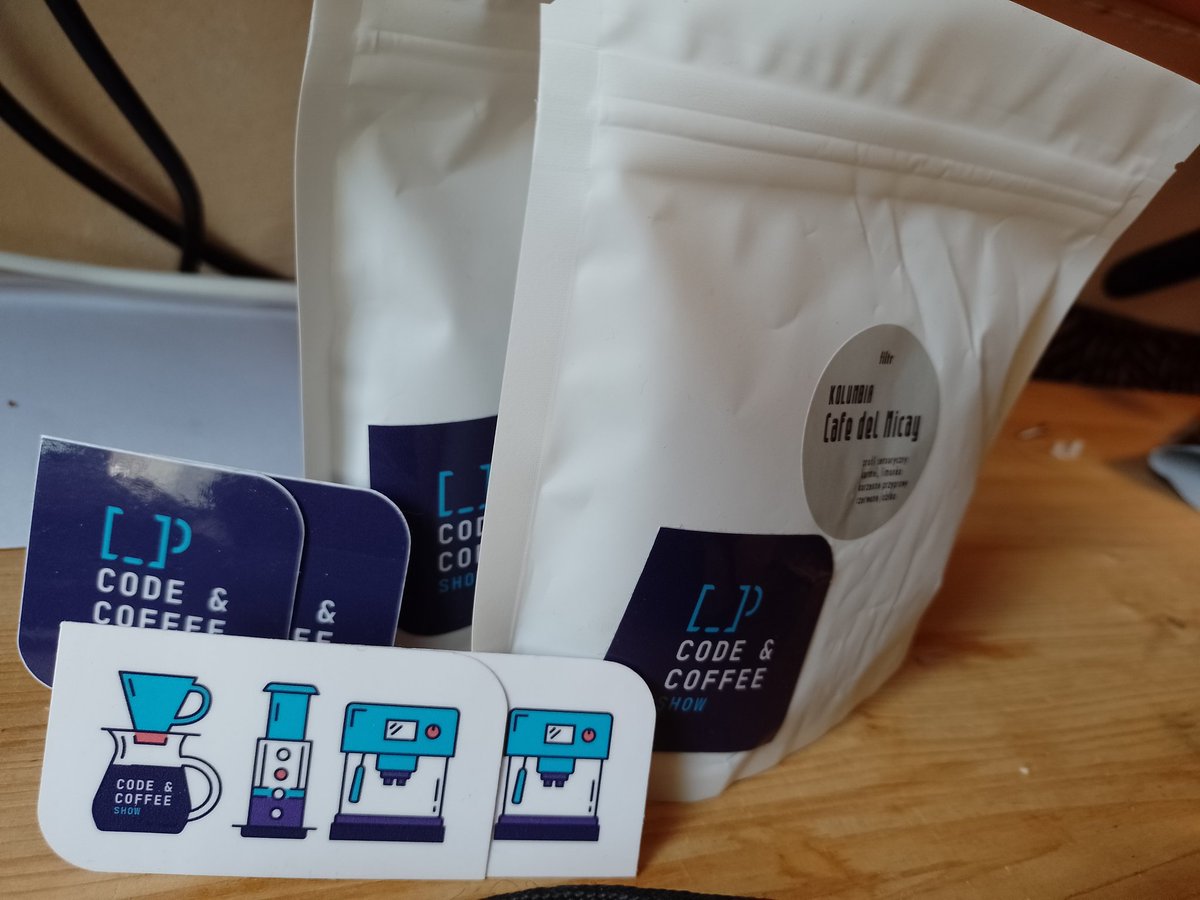oracle2025's tweet image. The goodie bag arrived this week 🤩☕😋 thanks @palmiak_fp
I really enjoyed being invited to the @CodeCoffeeShow 👏