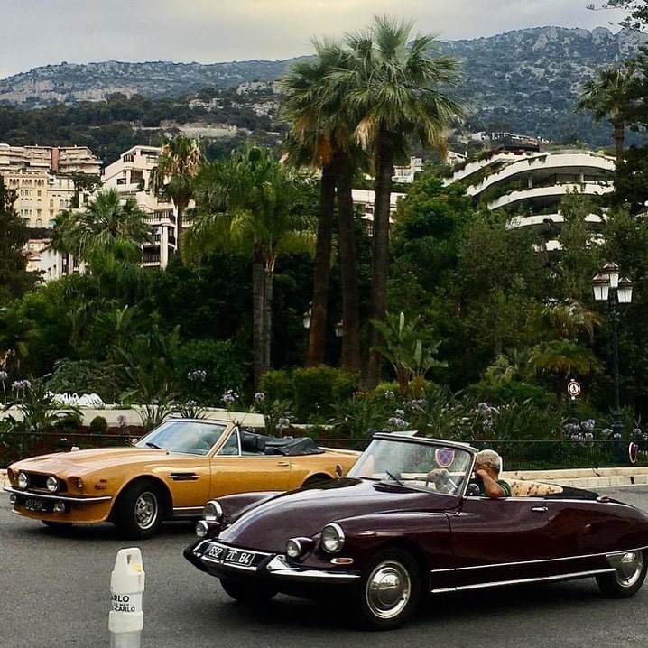 #thankgoditsfriday #astonmartin #v8 #volante #luxury #gt #citroen #id19 #desse #cabriolet #convertible #frenchcars #60s #lifestylephotography #70sstyle #frenchriviera #CotedAzur #travelphotography #landscapephotography #carphotography #beyondcoolmag #motion #travel #urban #life