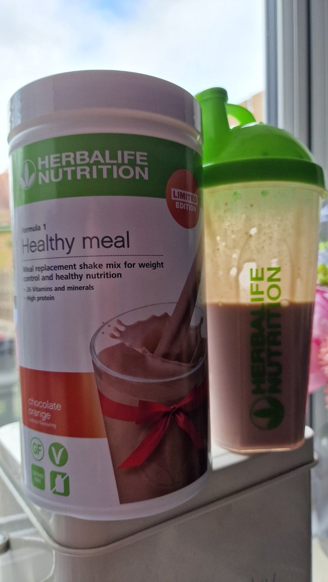 Today is the first day.
#bodyacceptance doesn't have to mean no changes.  I'll be posting #measurementsmonday and #weighinwednesday to track progress.  We all make lifestyle choices, this is mine to kick start a journey. 13/05 15st 9lb
#herbalife #chocolateorange #formula1shake