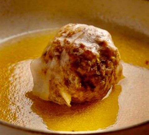 El día que JuanJo <a href="/TasquiEnfrente/">Tasquita de Enfrente</a> me propuso cerrar el ciclo de cocidos de autor en #LaCocinadeFrente.  Le respondí con mi versión de uno antiguo monacal de cangrejos de río del sur de la provincia, con albondigón incluido. ¿Cuál fue la receta?  elpais.com/gastronomia/ga…