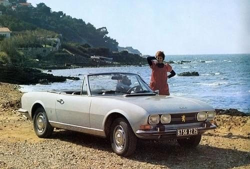 #thankgoditsfriday #peugeot504 #cabriolet #convertible #frenchcars #1969 #60s #60sstyle #promotional #shot #var #southoffrance #lifestylephotography #travelphotography #landscapephotography #carphotography  #beyondcoolmag #motion #travel #urban #life