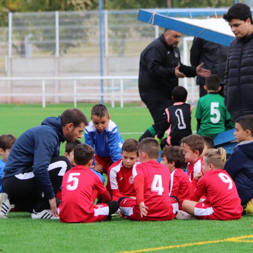 Javier E., Alejandro, Fernando, Orlando, Iñaki, Juan José, Bruno, Marcos, Miguel N., Javier A., Miguel M., José, Esteban, David C., Raúl, David G., David R., Sergio G., Iván, Sergio D.

💙 Gracias por transmitir nuestros valores 💙

😁 Feliz #DíaInternacionalDelEntrenador