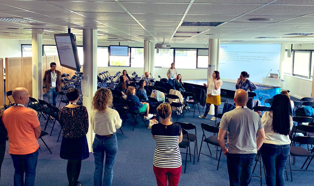 #eTwinFR - 🧠 Les ateliers de travail de cette 2️⃣ème journée de la Conférence Nationale #eTwinning sont en cours ! 
🗒️ #ClasseDehors, #EscapeGame, #IntelligencesArtificielles, #LiberatingStructures, projets eTwinning, atelier Coracs…