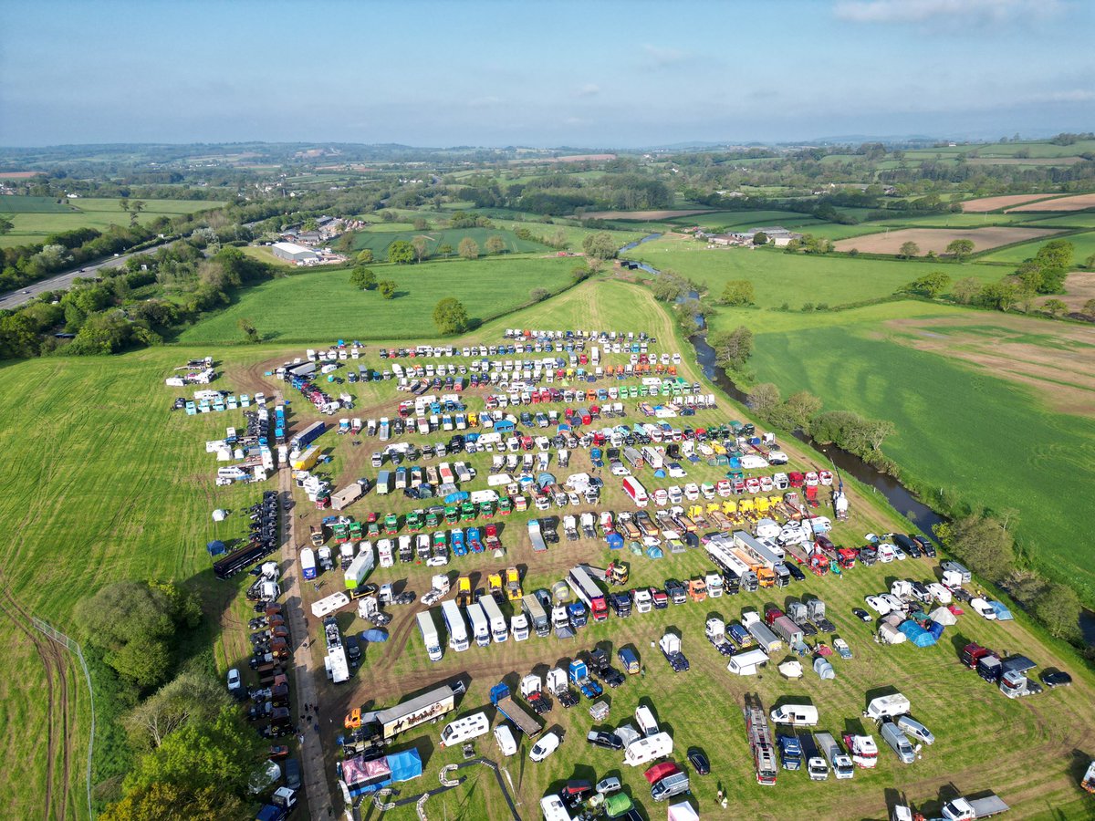 LiamBard's tweet photo. Weather looking good for Devon Truck Show #DevonTruckShow https://t.co/oekj3vrhYe