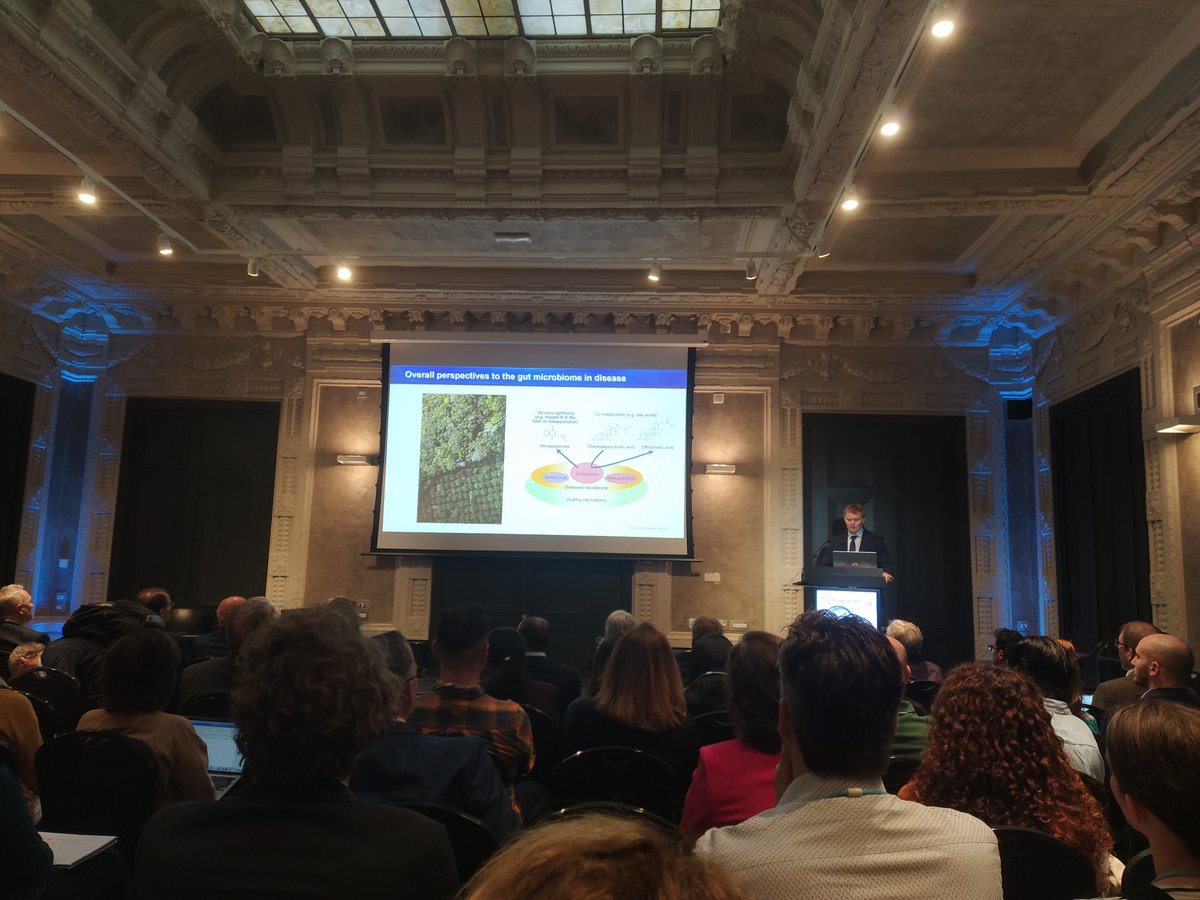 Fantastic overview about gut-liver interactions in biliary diseases by <a href="/tomhemmingk/">Tom Hemming Karlsen</a> . Followed by the evolution of organoids and human livers perfused ex situ as new disease models, as <a href="/FSampaziotis/">Fotios Sampaziotis</a> presented. Will we need animal models in the near future? #EASLmono