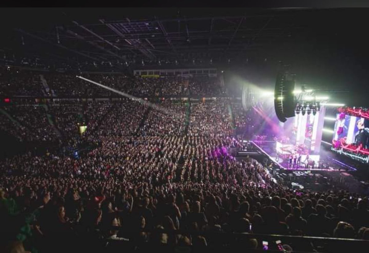 Oracle123451's tweet photo. Excess Grace.. Men indeed helped by God.. @ApostleJoshuaSelman @nathanielblow .. Jesus indeed was glorified in UK AO Arena .. Revival is here.. https://t.co/rmpq61oc1U