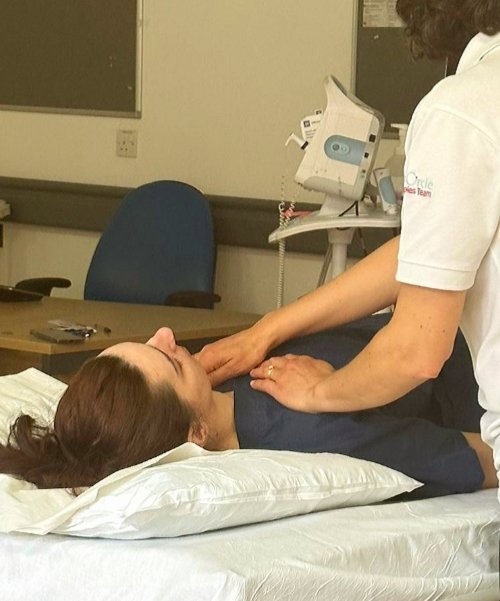 So proud to support over 6️⃣0️⃣ nurses  #InternationalNursesDay2023
 3️⃣ #NHS Trusts: @StGeorgesTrust #QueenMarysRoehampton #RoyalSussexHospitalBrighton 
"If only the NHS provided this kind of support on a regular basis it would help us so much." Senior Nurse
#OurNursesOurFuture