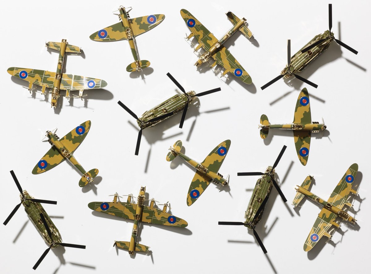 The London Christmas Company tweet media