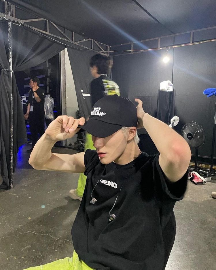 When she’s MAD

— a Jeno few tweets au