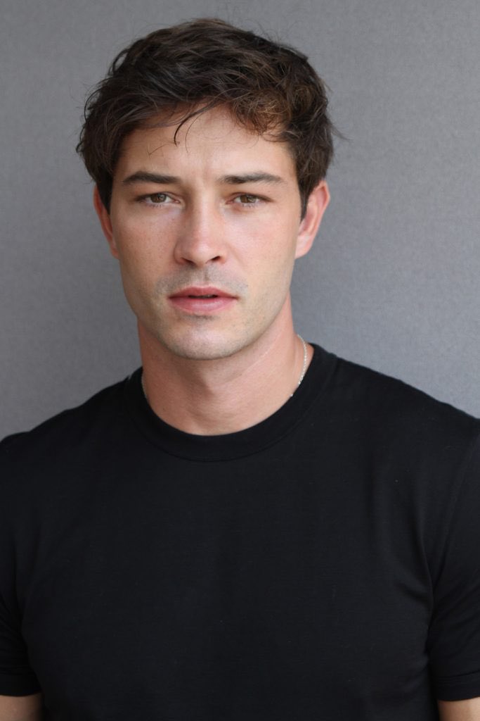sbrown752's tweet photo. Francisco Lachowski polaroids March 2023 🔥🔥🔥 https://t.co/78Hzn3bEOe