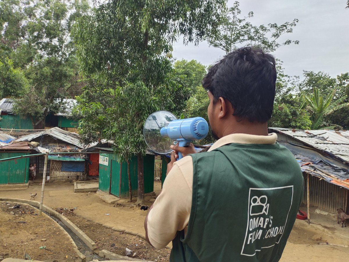 omar_film's tweet image. Great danger signal no 10 is declared for Cox&apos;s Bazar district, and 3 warning flags were hoisted across the camps. Rohingya refugees are exercising caution in order to preserve their remaining possessions.
@UNHCR_BGD #CycloneMochaUpdate #Rohingya #refugeecamp
