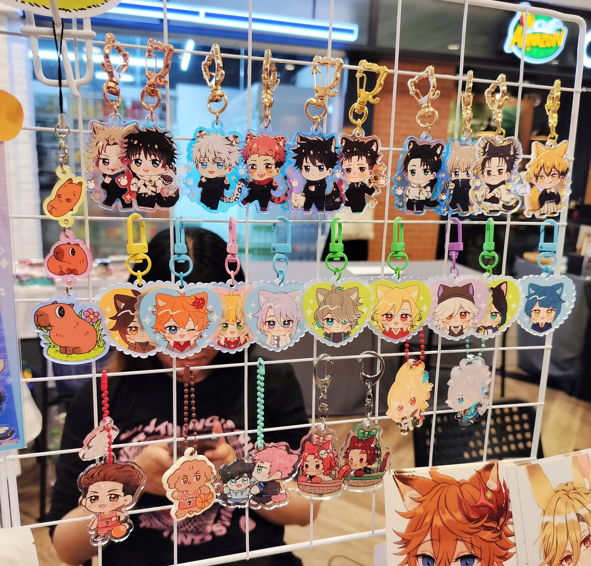 mirugi11's tweet image. วันเสาร์อาทิตย์นี้ยังมีอีเวนต์ #metroartmusicmarket นะคะ 
แว่บมาหากันได้ บูธ fluffy AA ค่ะ งานจัดที่ MRT พหลโยธิน ตรง metro mall ค่ะ
 #MetroArt #10artmarket