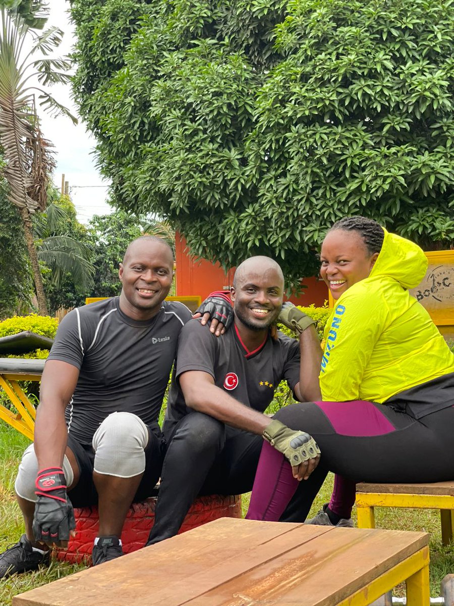 DrakesBootcamp's tweet photo. We conquered the morning rain... special thanks to the early risers.

See you . Same place . Same time .

#DrakesBootcamp 
#Escapingweakness https://t.co/gTihUcwoKR
