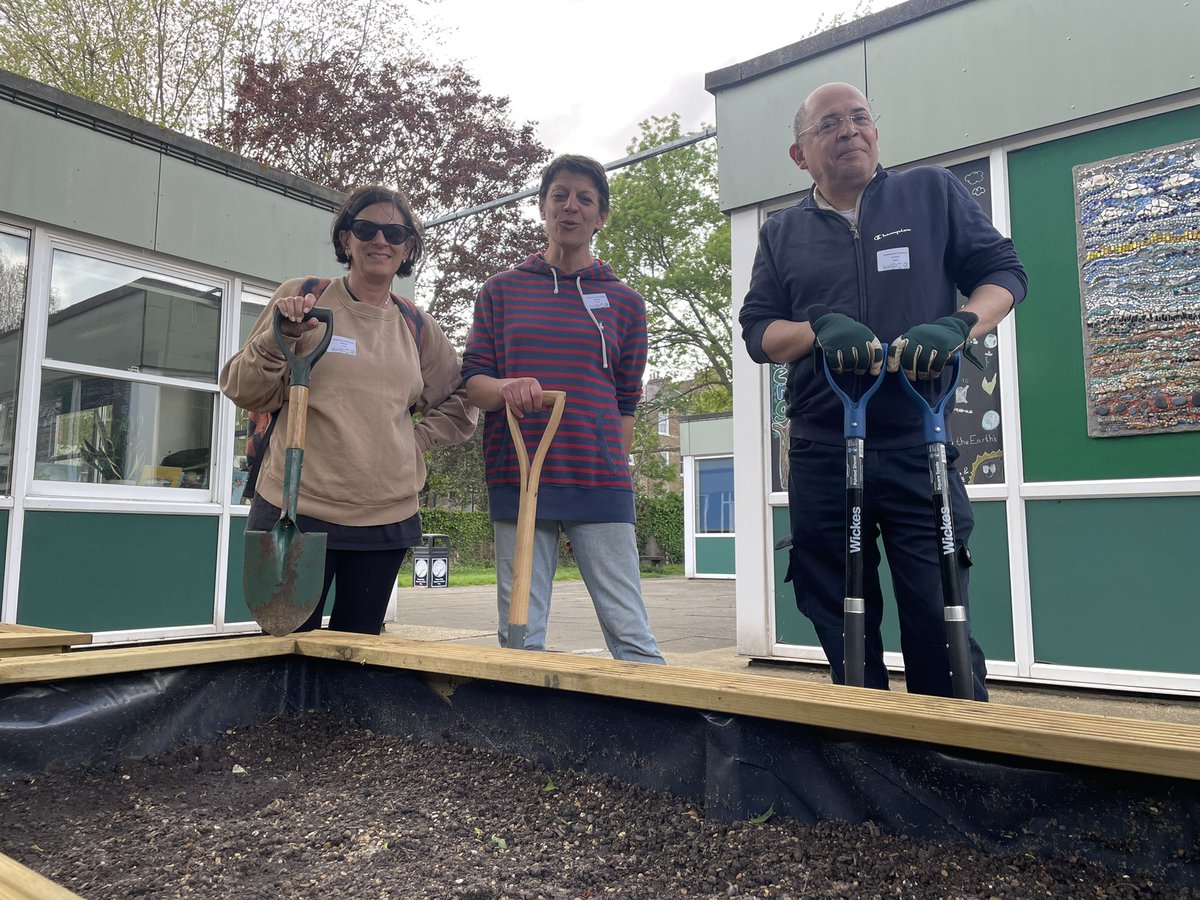 Bev Dickinson tweet media