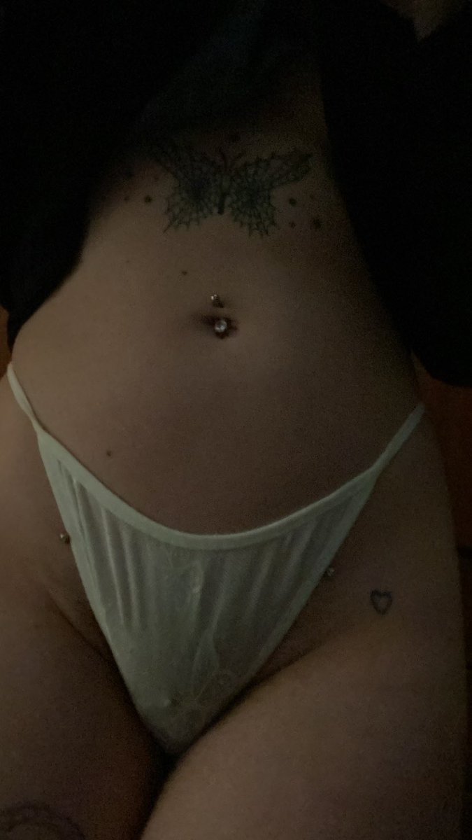errrrotika's tweet photo. 💗 rewatching skins #nsfwtwt #nsfwtw #nsfw #onlyfansbabe https://t.co/yTP8u4tdnS