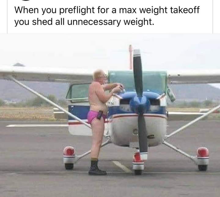 CockpitChatter's tweet image. 🤣🤣...
#Memes #aviationlovers #Pilot #piloto #aviationlife