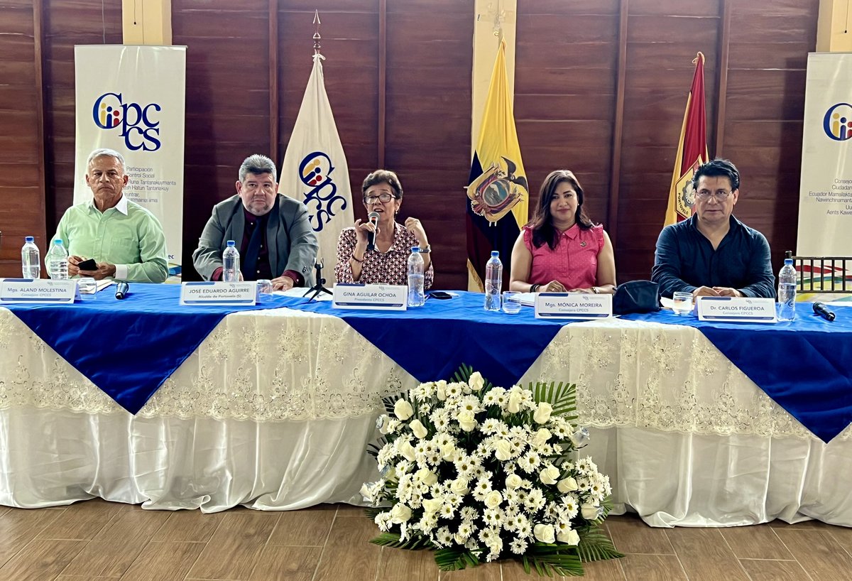 monka78's tweet photo. Hoy sesionamos desde Portovelo!
El @CpccsEc, desde cada rincón del país fortalecemos el trabajo interinstitucional mediante convenios @Educacion_Ec @utmach1969  y fomentamos la activación de mecanismos de participación ciudadana y control social!
Mi compromiso es con el Ecuador! https://t.co/2xYH9iMhMN