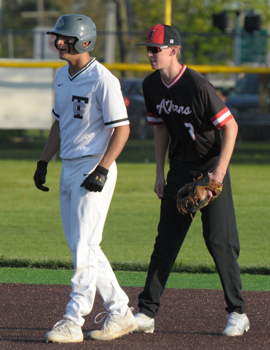 MIPrepZone's tweet photo. BASEBALL: Photo gallery from @TCdugoutclub vs. @AthensBaseball1 at Memorial Park in OAA White action >> https://t.co/Da13aitgN3 

@AHS_Athletics22 @Troy__Athletics https://t.co/z383KXDPdN