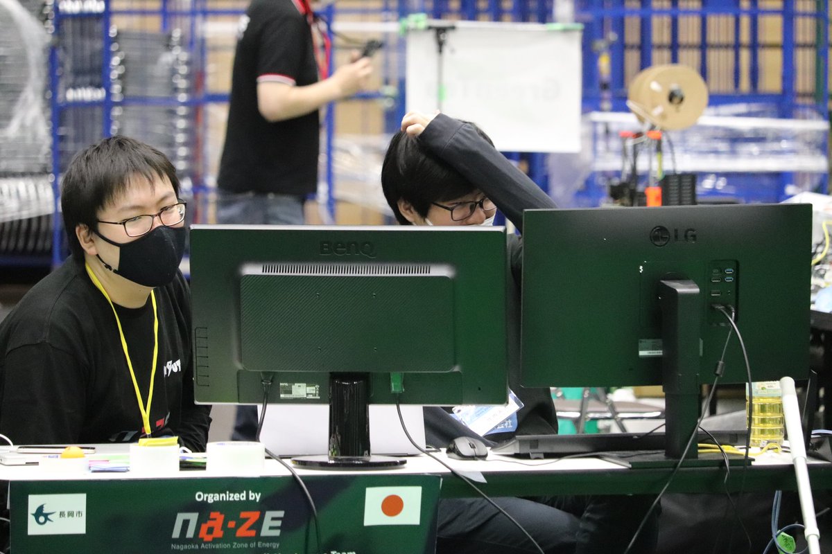 inputssl's tweet image. 試合前の調整
#INPUT_ssl #RoboCup