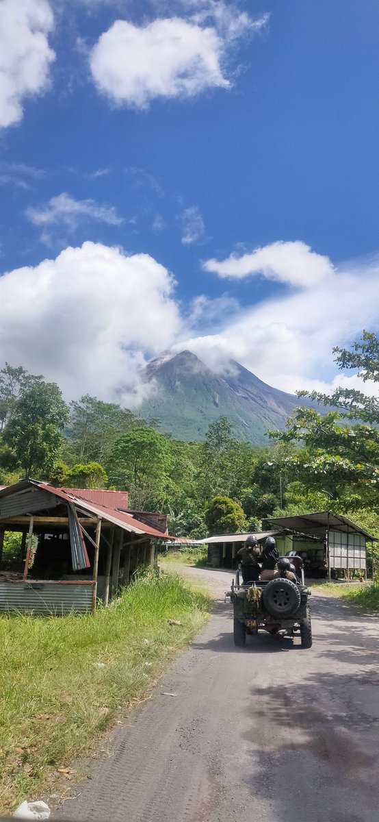 herimuh_'s tweet photo. @tanyakanrl Gn Merapi https://t.co/5s1ukoizkP