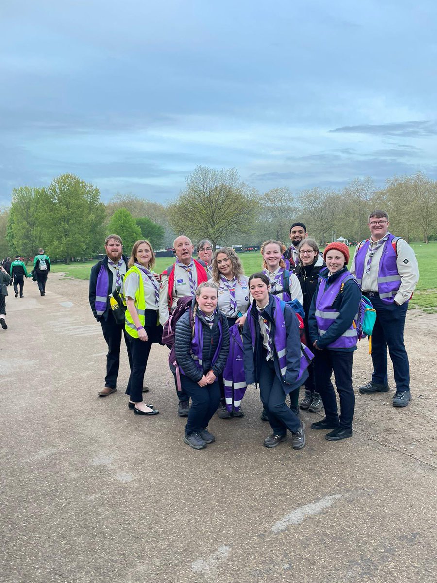 CJLedger's tweet photo. A very early start as @scouts start to arrive in London to support the public and be part of this historic day. https://t.co/MPSFPrlYFR