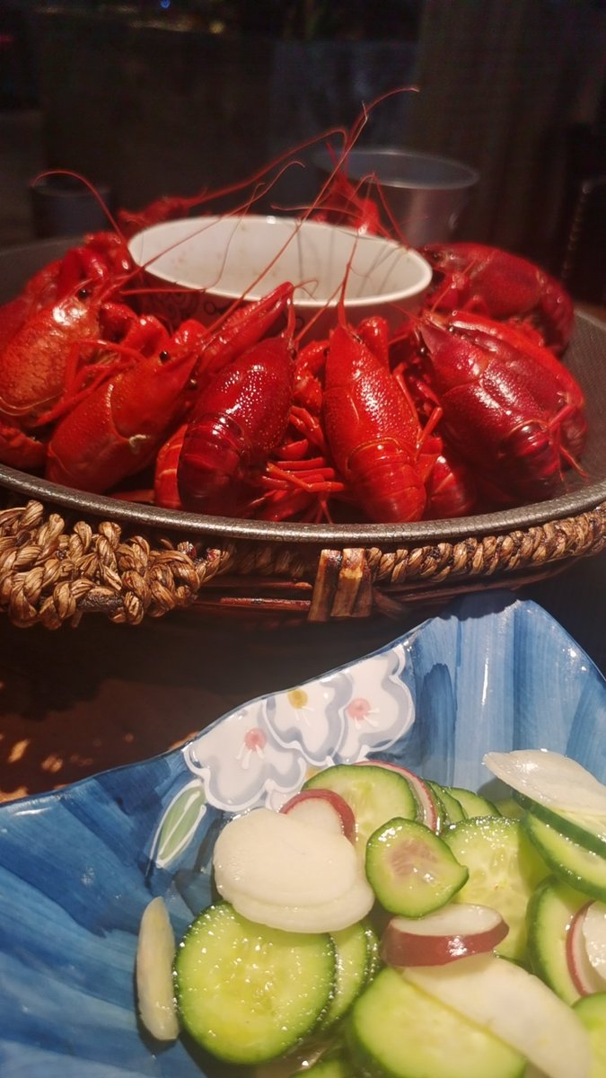 withwolf79's tweet image. 小龙虾蒸的看着干净又卫生