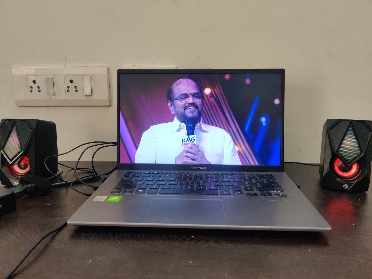 Aga90s's tweet image. Kuththa vaipom. #Livecommentary