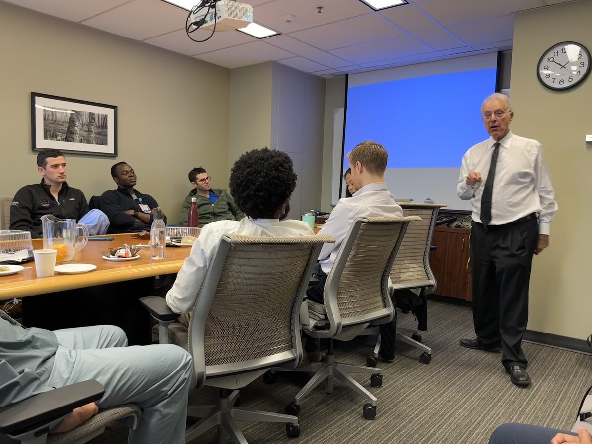 TomioTran's tweet photo. Grateful to have 2 fellows didactics/mentoring sessions with the OG of heart failure Dr. Milton Packer. @uwashfellows @UWCardiology https://t.co/vyr8fvf2CB