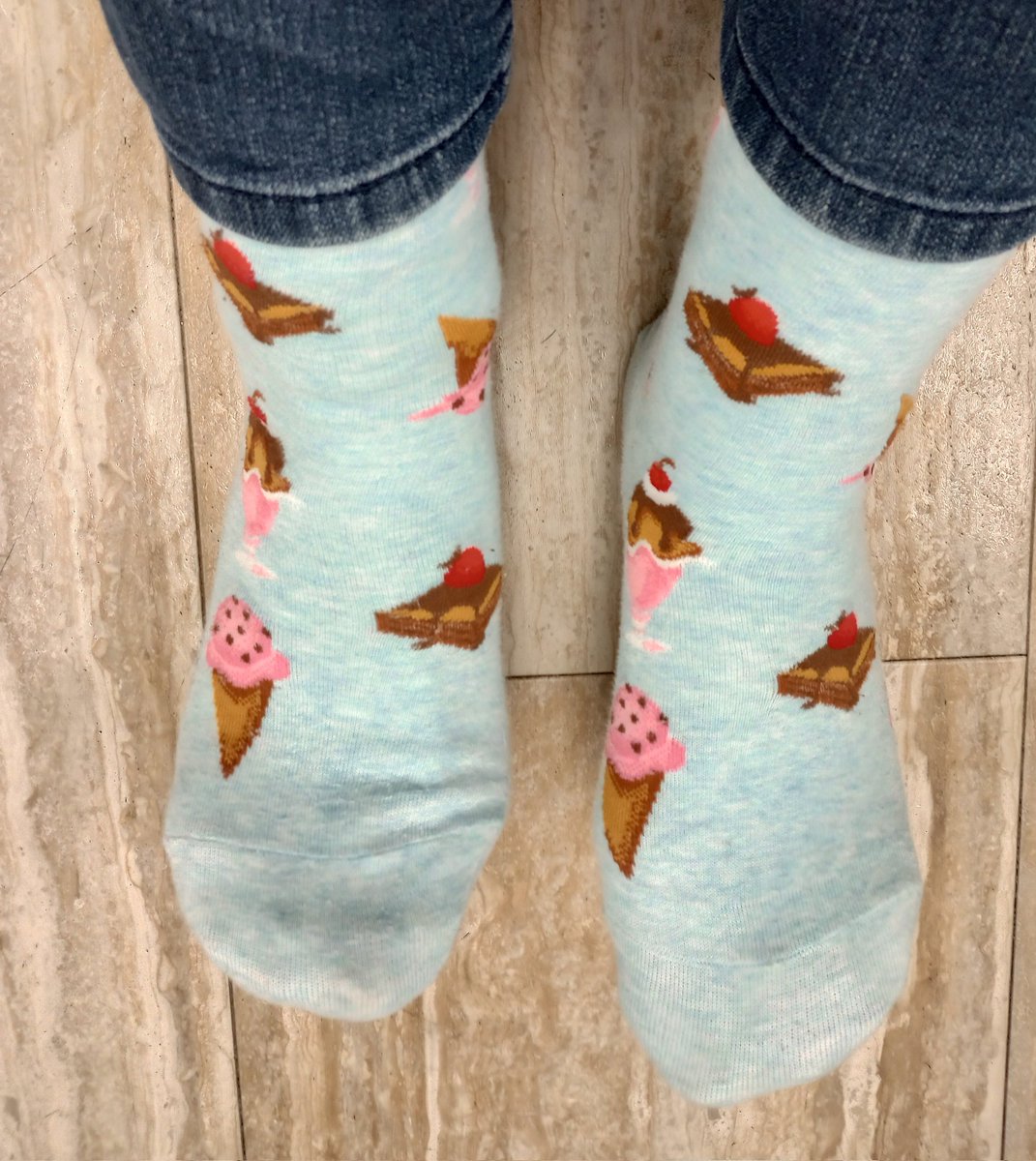 mariamin59's tweet image. #FunsockFriday
It&apos;s about treats #Desserts
Celebrate Life every day 🎉 #CincodeMayo2023 
Ciao Bella xoxo