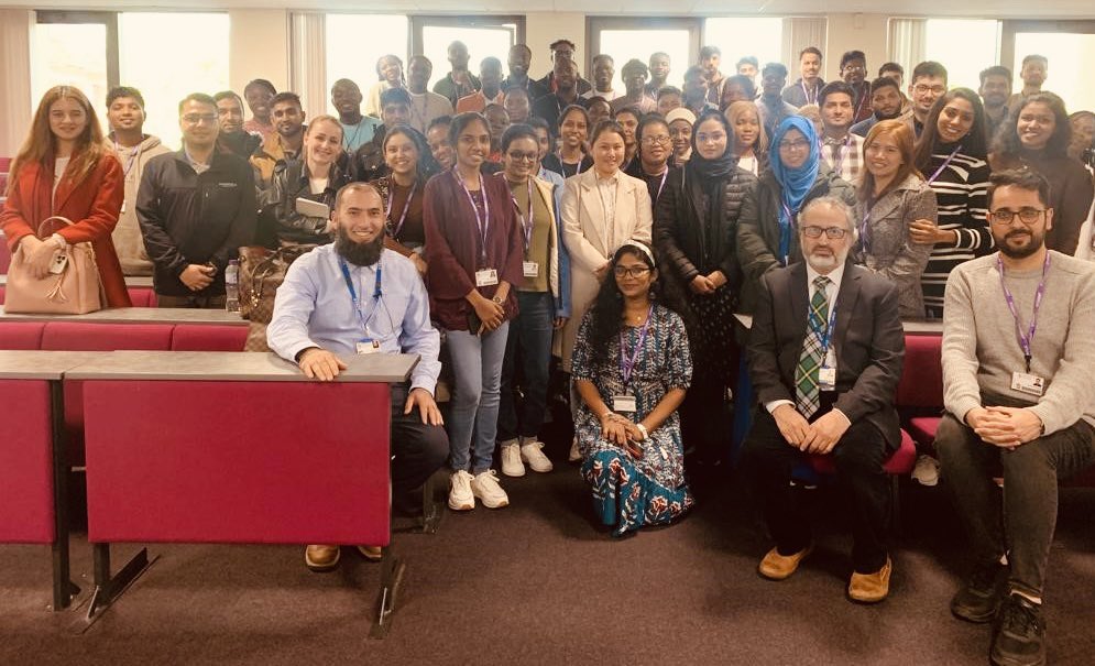 MSc Int Business students @uoc_business School off to an exciting start to their learning journey led by Dr Farid Ullah and Abdul Muqeem @uochester Wishing every one of you all the very best! @UofCChaplaincy @UoCInter