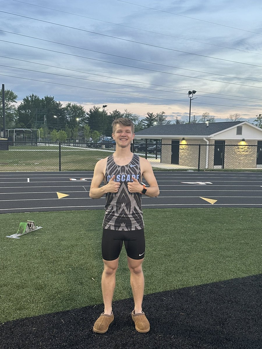 Evan_Davis0's tweet photo. 800 meter conference runner up!! @CascadeTandF https://t.co/BoxjXUfpVo