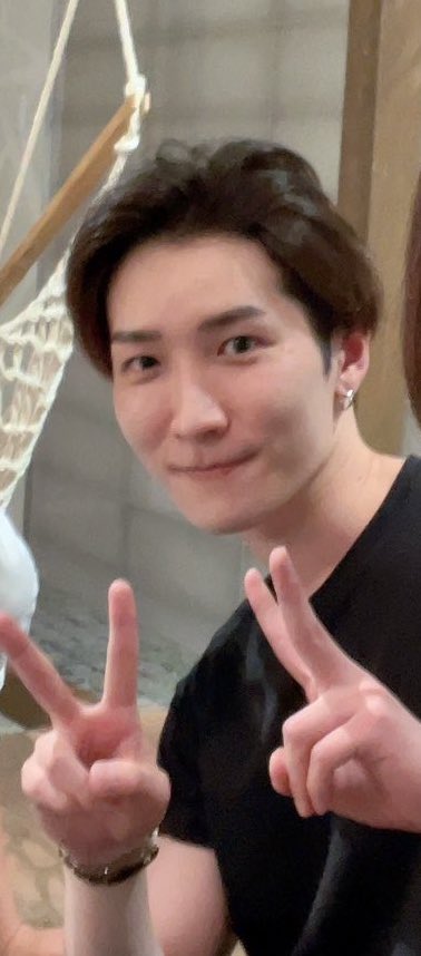 snowsy1105's tweet photo. トレーニング終わりなのにビジュ良いのなんだ🥱🥺🥺🥺🥺 https://t.co/PoAYTlgiRr