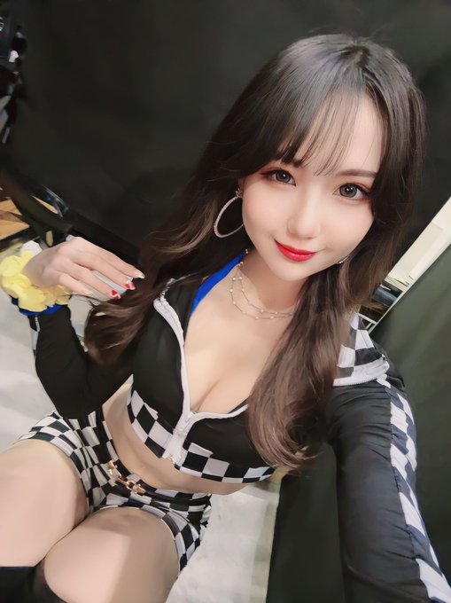 Twitterのコスプレ画像18