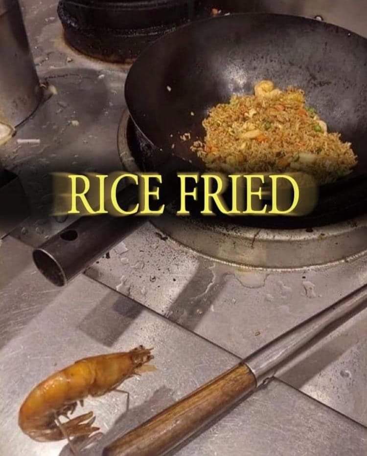 Wow I gotta get me some authentic shrimpfriedrice #rice #shrimp #fry 🦐🍳🌾