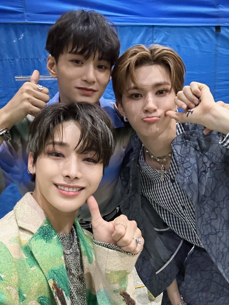 XODIAC_MEMBERS's tweet photo. [#렉스] 

오늘도 가보자구 !!!!!!!!!👻👻

#XODIAC #소디엑 #LEX #렉스 https://t.co/2G5S1L6nV0