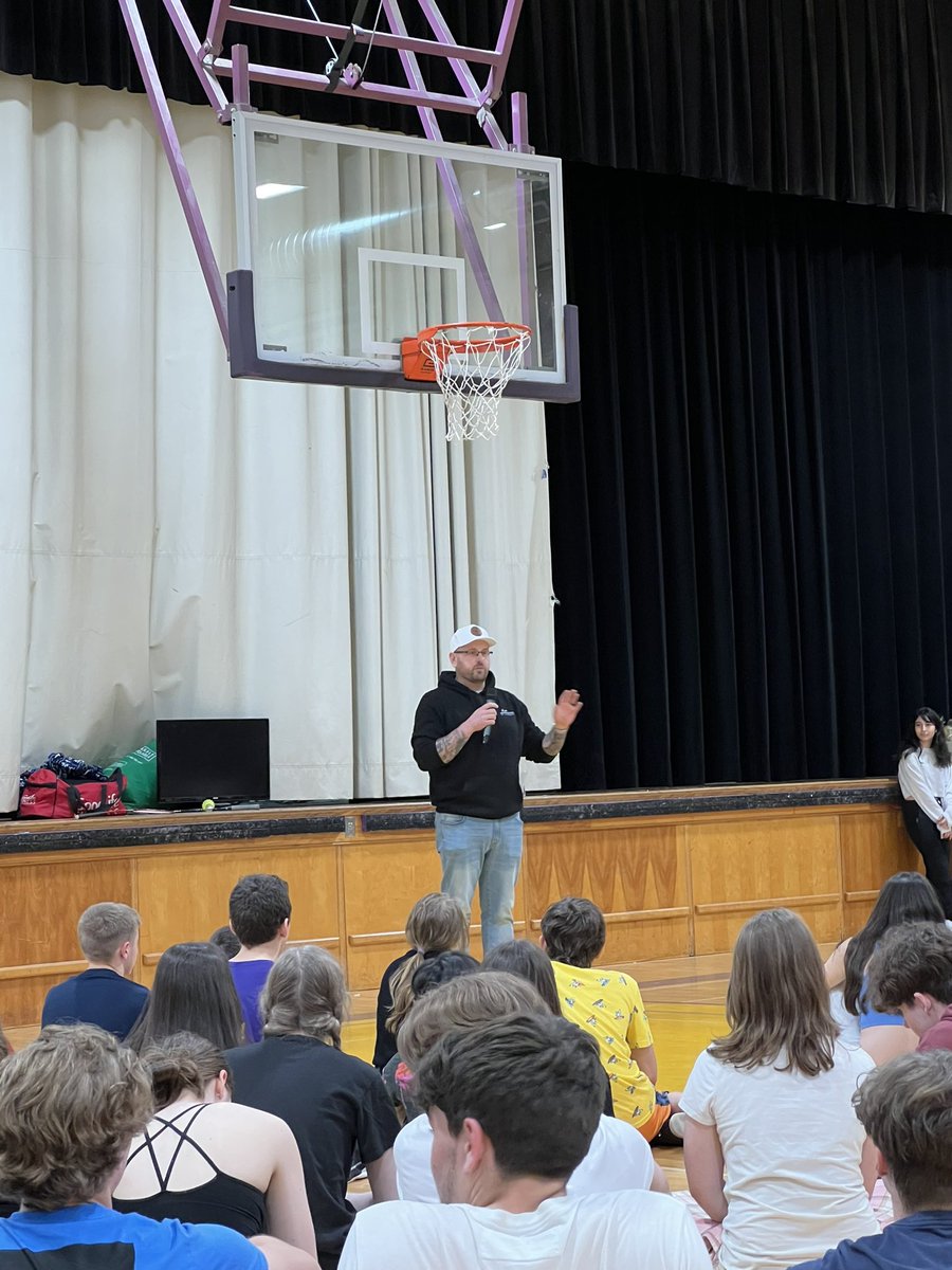 Janice Sargeant (@janice_sargeant) on Twitter photo <a href="/ThoroldNation/">Thorold Secondary School</a> WAKEATHON hosted by TSS Youth for Change group! 146 students raised $6000! We are proud to donate $3000 to <a href="/efnniagara/">Education Foundation of Niagara</a> & $3000 to other local charities! So proud of our TSS night Owls! 💜💛🌜🦉<a href="/dsbn/">District School Board of Niagara</a> <a href="/ThoroldNation/">Thorold Secondary School</a> WAKEATHON hosted by TSS Youth for Change group! 146 students raised $6000! We are proud to donate $3000 to <a href="/efnniagara/">Education Foundation of Niagara</a> & $3000 to other local charities! So proud of our TSS night Owls! 💜💛🌜🦉<a href="/dsbn/">District School Board of Niagara</a>