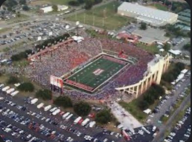 Very blessed for the opportunity to continue my academic and athletic career at <a href="/RaginCajunsFB/">Louisiana Ragin’ Cajuns® Football</a>. Thank you <a href="/maxarnoldjr/">Max Arnold Jr</a> for believing in me!

<a href="/brian_mcnamara9/">Brian McNamara</a> <a href="/farrel_brock/">Brock Farrel</a> <a href="/CoachBartz/">Coach_Bartz</a> <a href="/HKA_Tanalski/">Adam</a> <a href="/steverausch17/">Rausch Kicking</a> <a href="/KohlsSnapping/">Kohl's Snapping Camps</a>