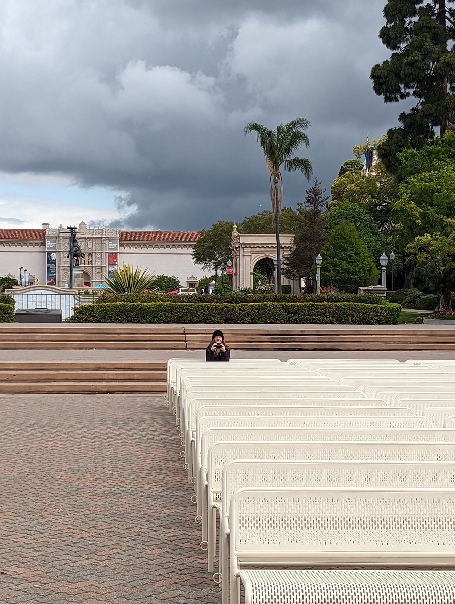 mssitesvida's tweet photo. Jawesome 8th grade field trip today at Balboa Park. Students saw European Art at the Timken and spent some silly time around the park just being themselves! #weareVIDA @VIDASHARKS https://t.co/q1uHX7wORZ