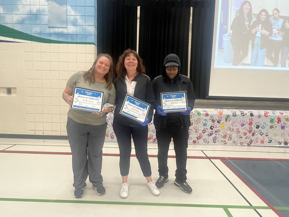 jacquelynmcarr's tweet photo. Congratulations to @FletchersSrPS amazing EAs who work in our ASD/DD and ASD classes #BetterTogether https://t.co/5ieiXg4OXZ