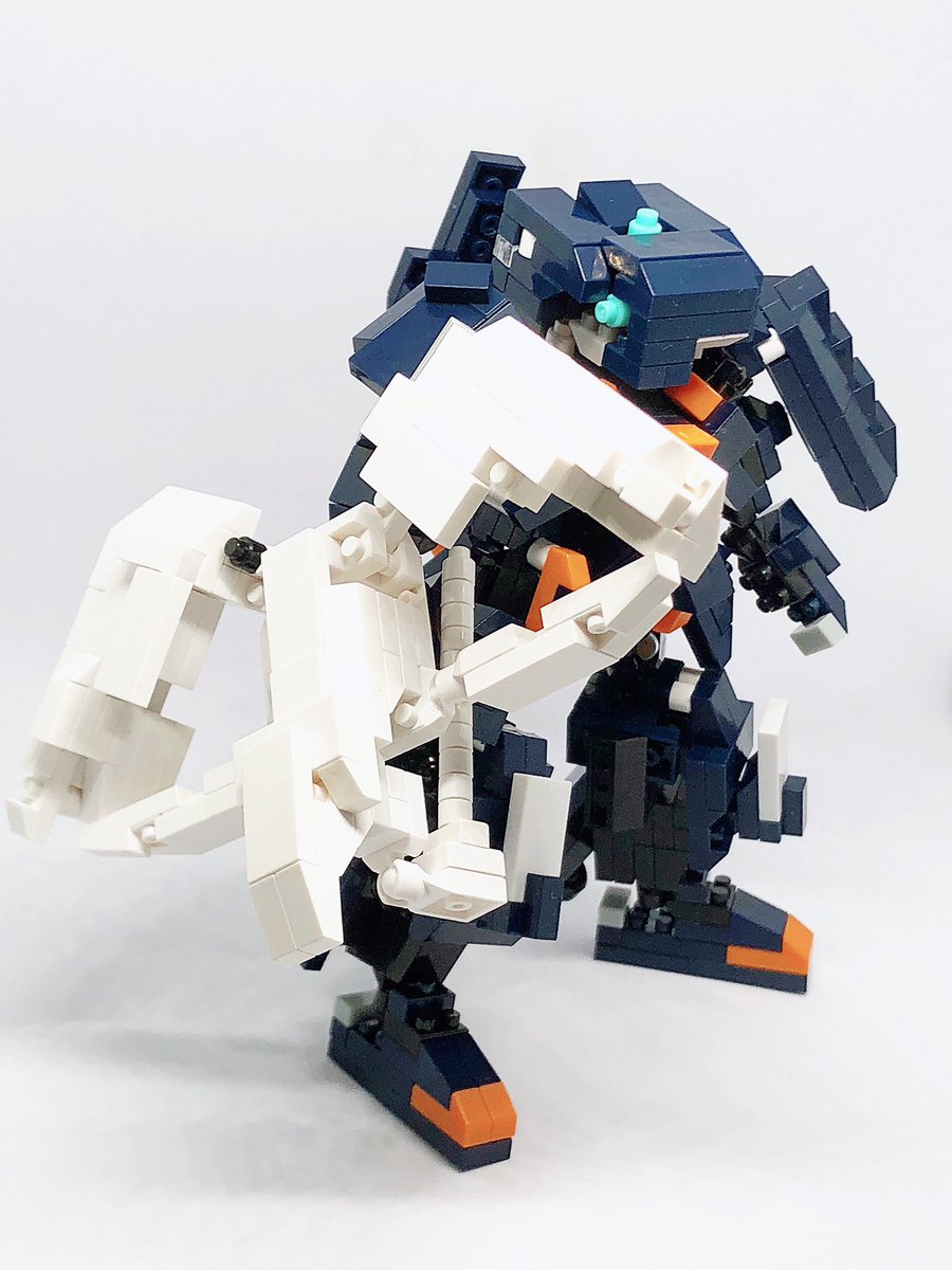 kuromameoh's tweet photo. GaReIシリーズ専用
カブトガニ型試作支援機体
凸型射砲『兜』
#プチブロック #オリロボ #アシンメトリー #GaReI #ガレーイ #カブトガニ #兜 https://t.co/OHEgH4dnP2