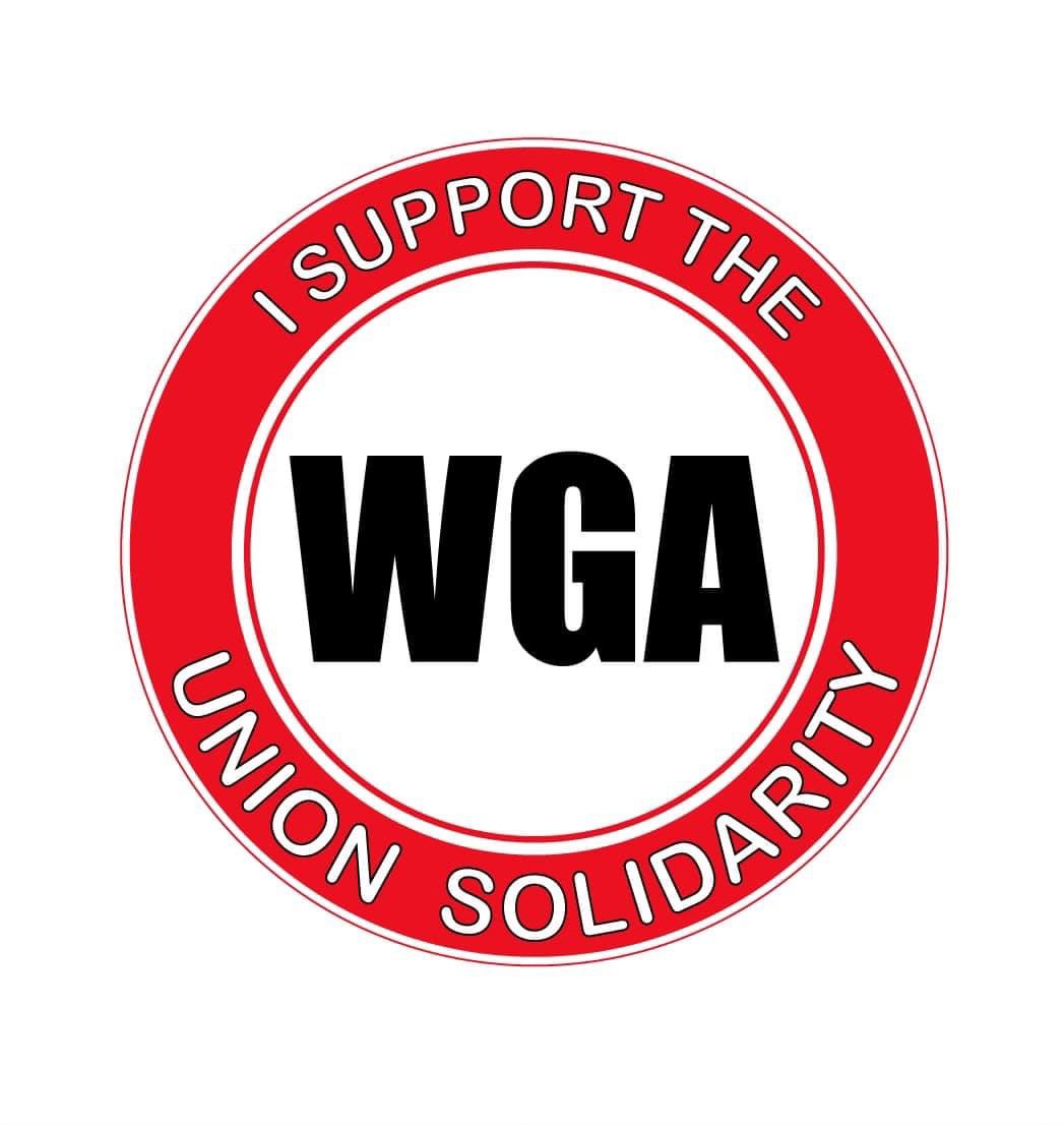 JFT_camera's tweet photo. It’s not their fight, it’s everyone’s fight. Proud to stand in support with the #writersguild @wgawest @wgaeast 📸: Frank Schaefer https://t.co/TrzHeCeCnX