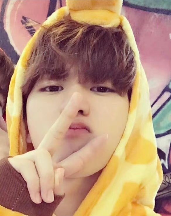 Xiaokun_CXK's tweet photo. น้องค้าบ น้องคุนคนน่ารักของหม่ามี้ 👶🏻✌🏻🐽 https://t.co/VXIRsWWT8a