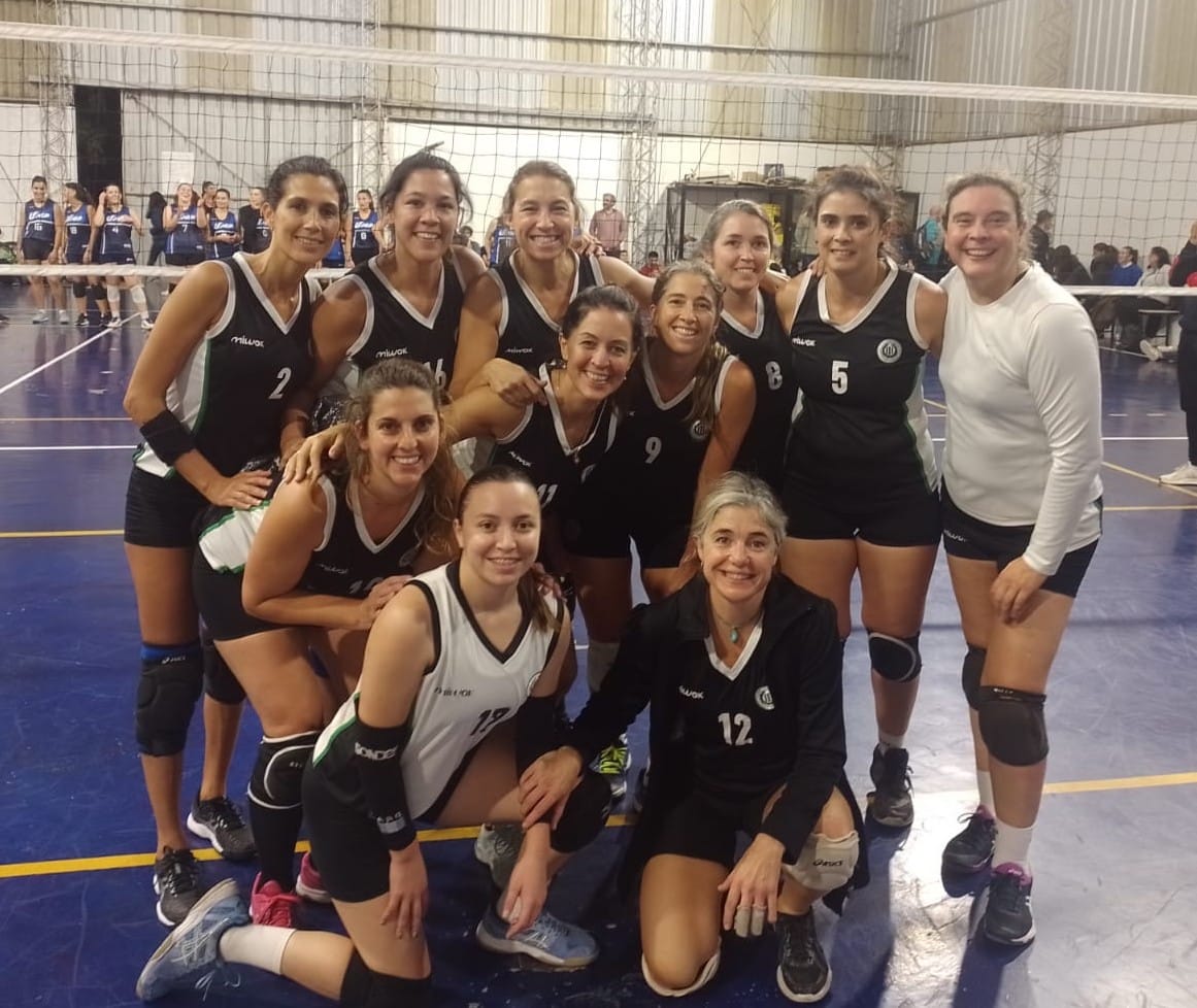 #Arva arrancamos un fin de semana con una victoria. Banco Provincia B superó a UNLP B por 3/0. 
El otro equipo , Banco Provincia A ya esta jugando con UNLP A. 
💚💪👏