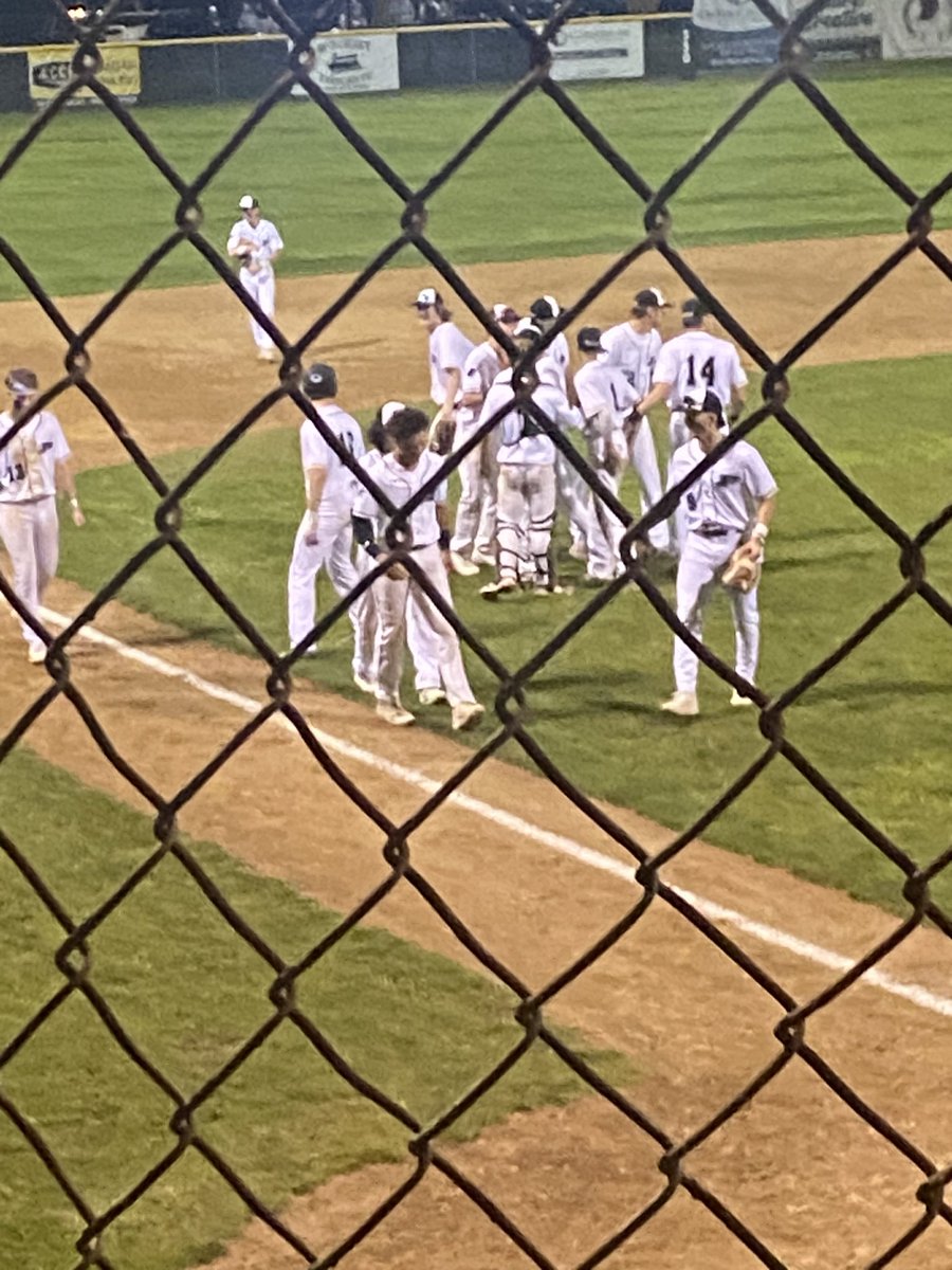 Perry Athletics tweet media