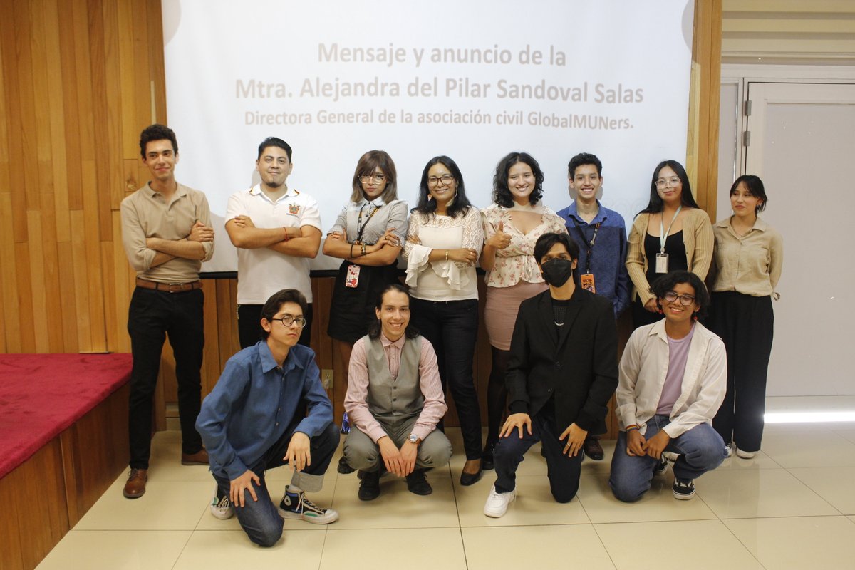 Prepa18_UdeG's tweet photo. 🥉 - ¡Logran Tercer Lugar!

Felicitamos a los estudiantes:

- Yamaniki Bené Díaz Guzmán
- Cristopher Eduardo González Covarrubias

Quienes participaron en ONUSEMS en el Consejo de Seguridad y obtuvieron Tercer Lugar.

Enhorabuena por su logro y a toda la Delegación.
👏🏻👏🏻👏🏻👏🏻 https://t.co/eP2yC52txZ