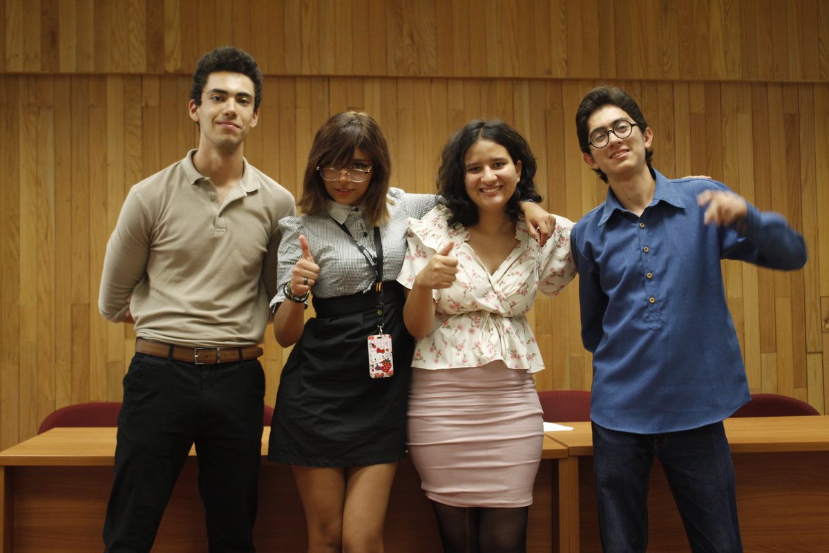 Prepa18_UdeG's tweet photo. 🥉 - ¡Logran Tercer Lugar!

Felicitamos a los estudiantes:

- Yamaniki Bené Díaz Guzmán
- Cristopher Eduardo González Covarrubias

Quienes participaron en ONUSEMS en el Consejo de Seguridad y obtuvieron Tercer Lugar.

Enhorabuena por su logro y a toda la Delegación.
👏🏻👏🏻👏🏻👏🏻 https://t.co/eP2yC52txZ
