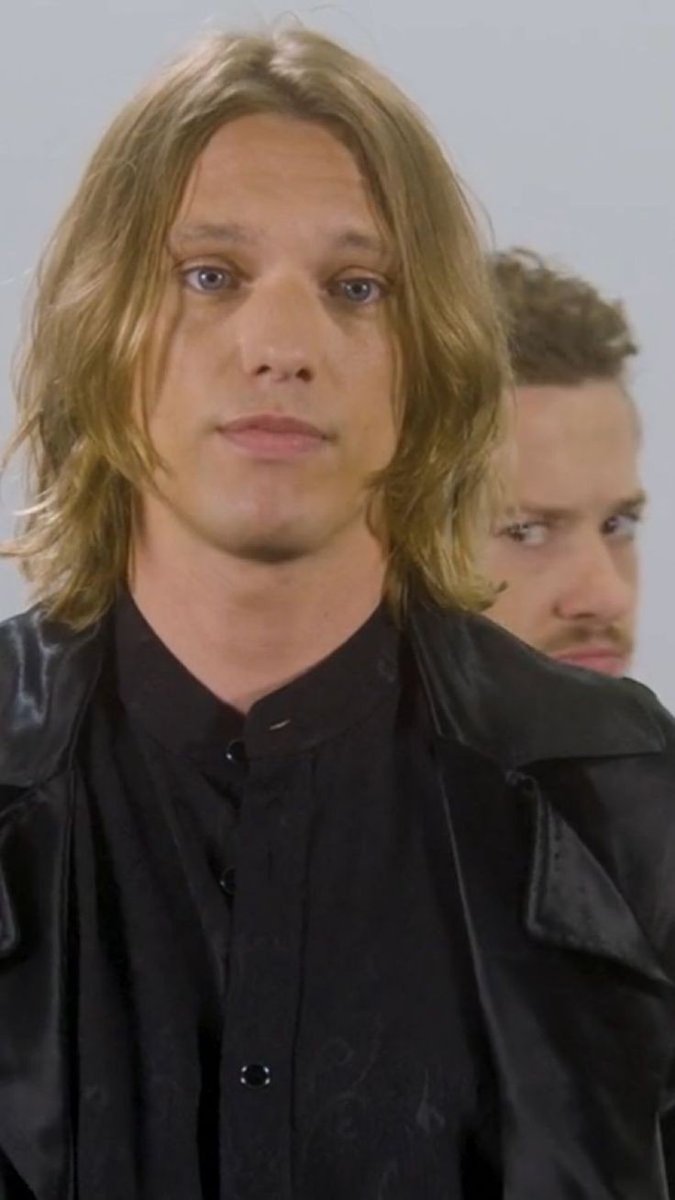 jamiebowerBOT_'s tweet image. 👀=🤡

Como o Joseph, só de olho...